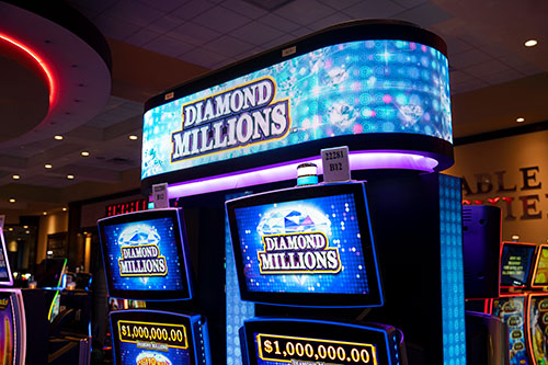 Diamond Millions slot machine